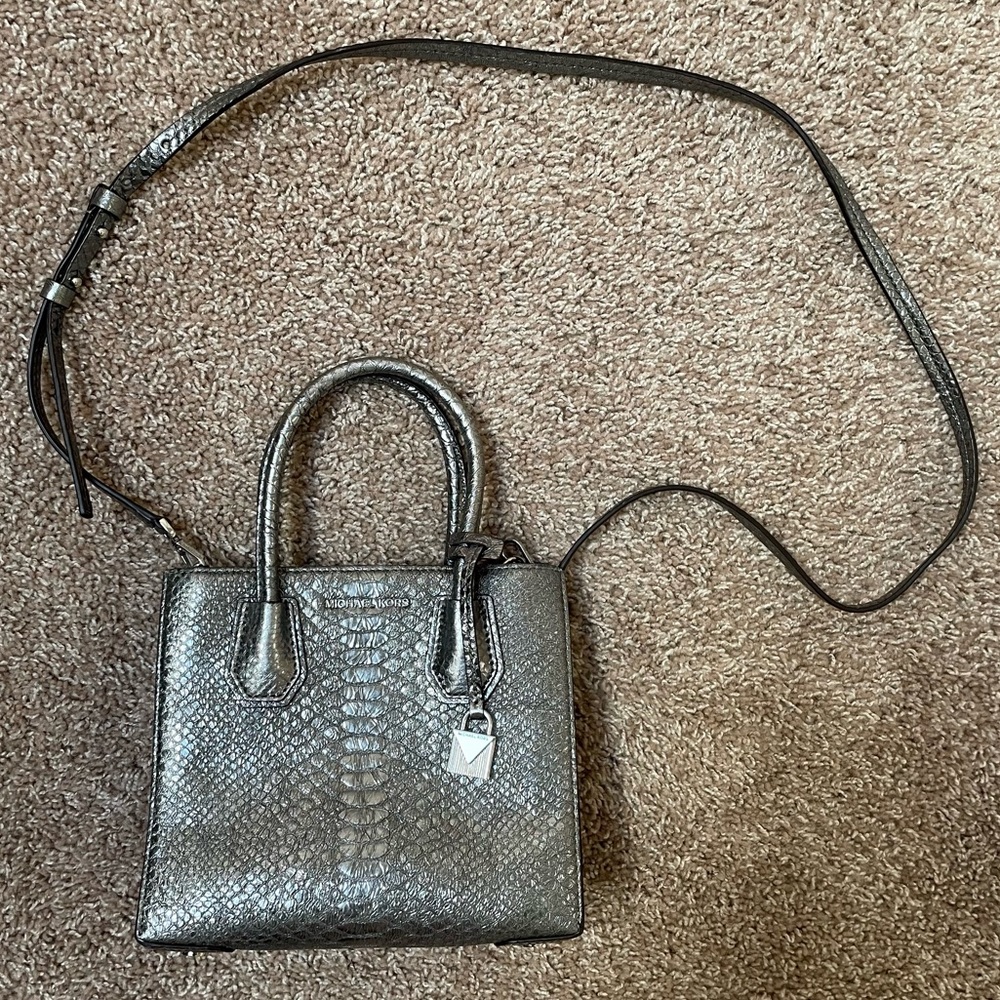 MK 🐍 Mercer Metallic Snake Croc Embossed Purse